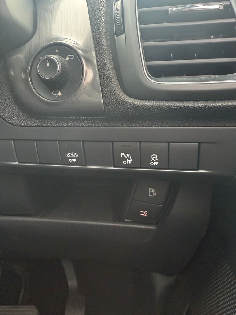 Citroen, DS5, Hatchback, 2013, Other, 1997 (cc), 5 doors