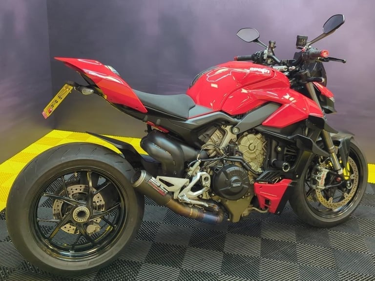 Ducati StreetFighter V4 2020 Excellent Condition FSH