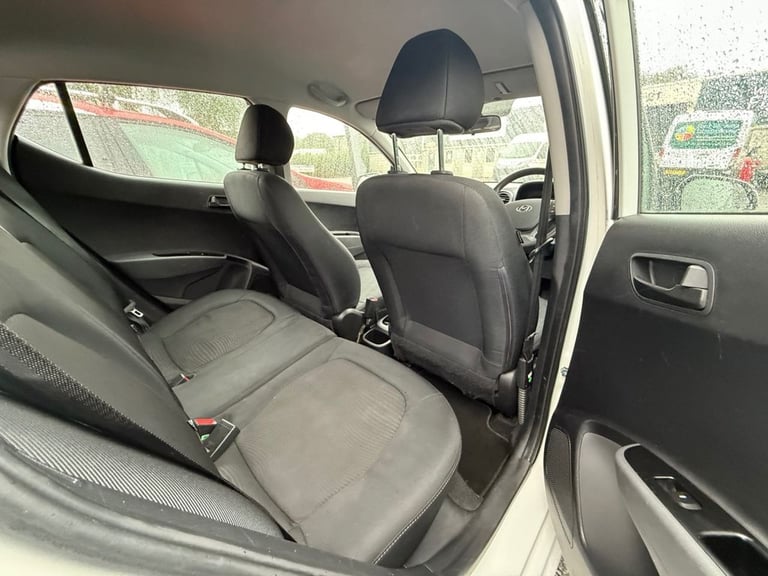 2017 Hyundai i10 1.2 SE 5dr HATCHBACK PETROL Manual