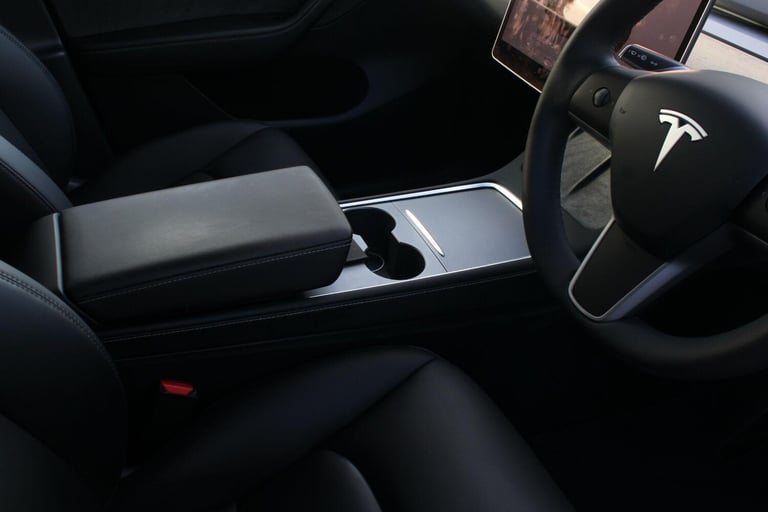 2022 Tesla Model Y (Dual Motor) Long Range Auto 4WDE 5dr MPV Electric Automatic
