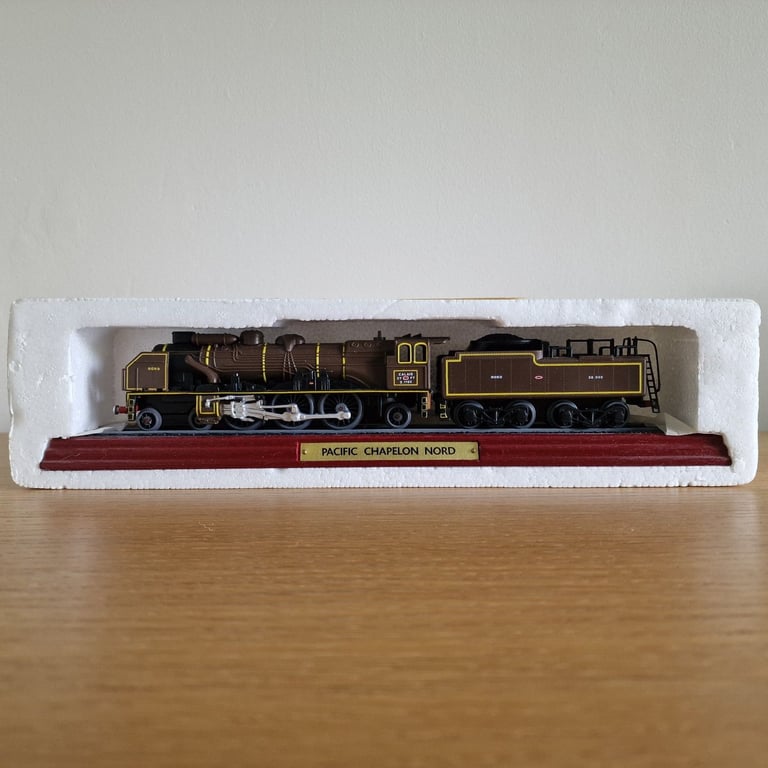 image for Pacific Chapelon Nord Steam Locomotive Model – Display Edition
