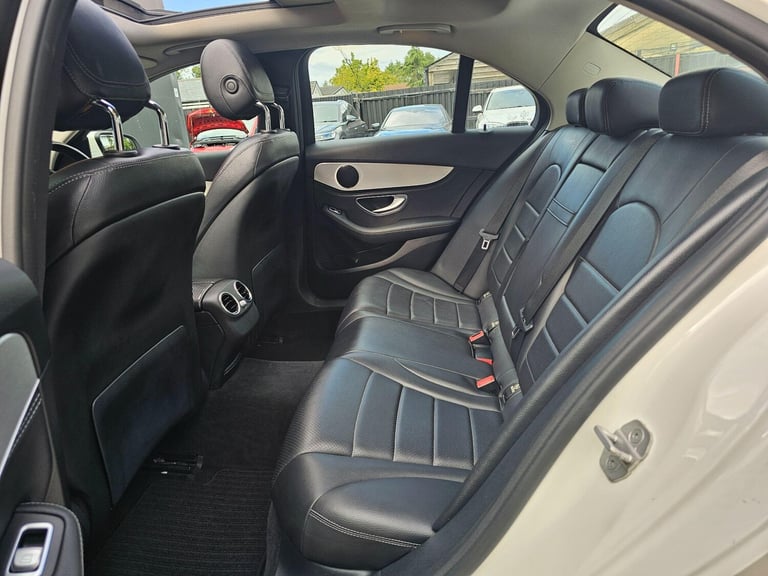 2015 Mercedes-Benz C-Class 2.0 C200 Sport (Premium) 7G-Tronic+ Euro 6 (s/s) 4dr SALOON Petrol Aut...