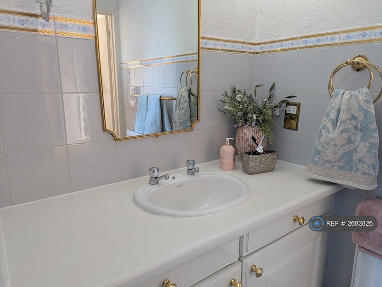 4 bedroom house in Gainsford Avenue, Clacton-On-Sea, CO15 (4 bed) (#2682826)