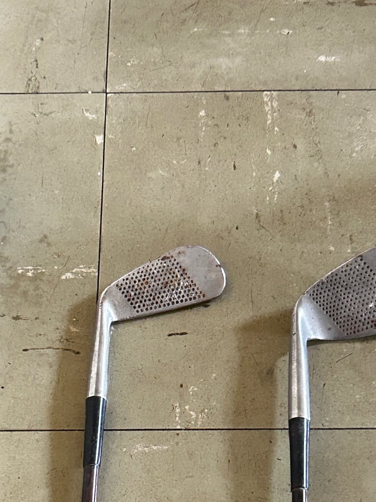 5 Golf clubs 