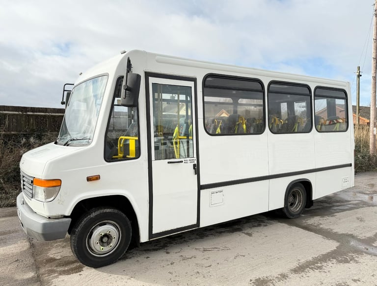 2005 MERCEDES VARIO 614 MINIBUS CAMPER MOTORHOME RACEVAN RAMP-LIFT 35,000 MILE!!