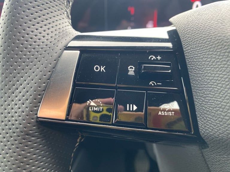 2025 Vauxhall Astra Astra 1.2 Turbo 130 Ultimate 5Dr Estate Estate Petrol Manual