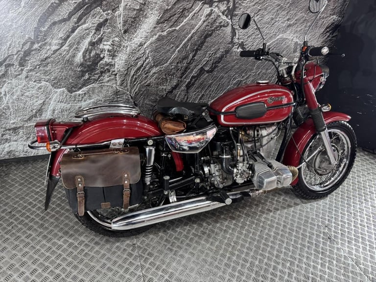 URAL RED STAR 750 2002