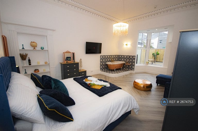 1 bedroom flat in Gurneys Lane, Camborne, TR14 (1 bed) (#2674753)