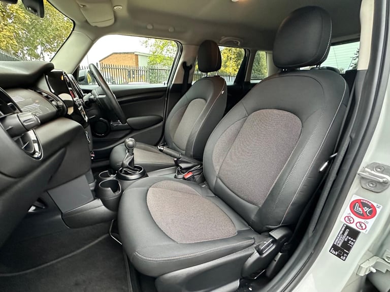 2015 MINI Hatch 1.5 Cooper 5dr HATCHBACK PETROL Manual