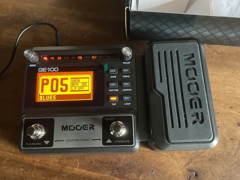 Yamaha AEX500 (plus freebie)