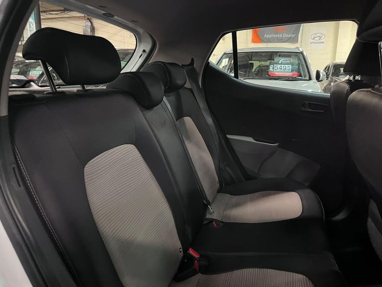  Hyundai i10 1.0 S Euro 5 5dr Petrol Manual