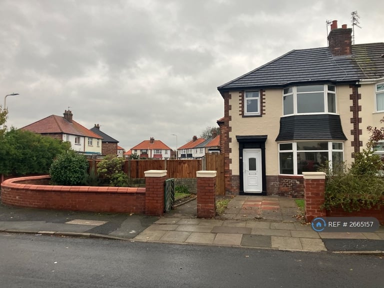 3 bedroom house in Stafford Road, Southport, PR8 (3 bed) (#2665157)