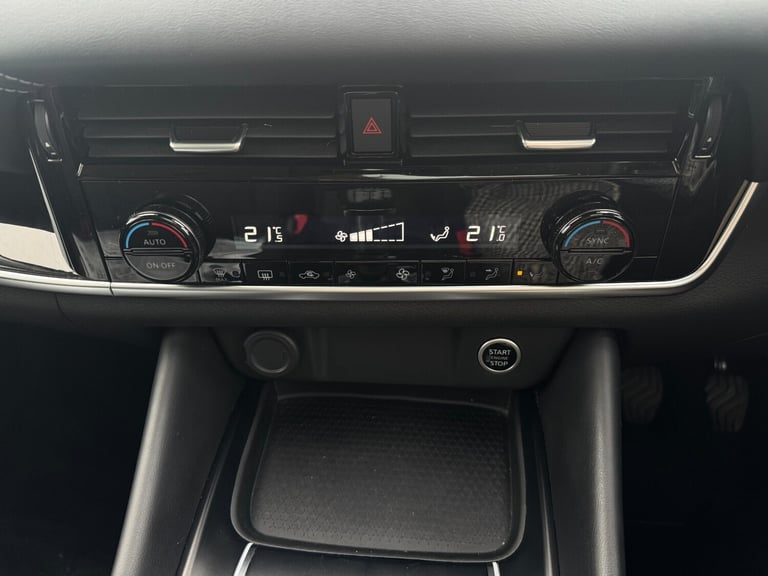 2023 Nissan Qashqai 1.3 DiG-T MH N-Connecta 5dr Hatchback Petrol Manual