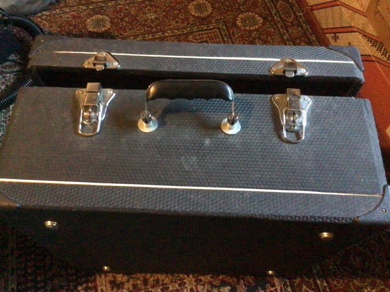 Chanson 24 bass piano accordion