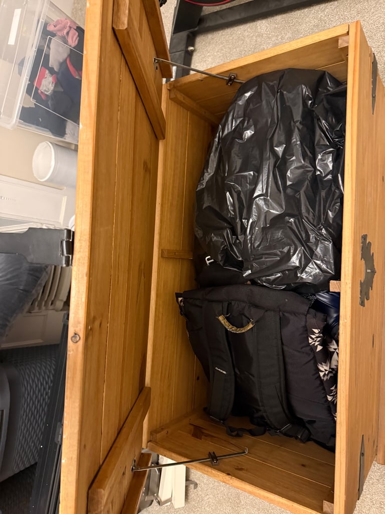 Blanket box / wooden chest