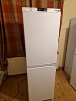 🍍50 50 integrated fridge freezer🫐 free local delivery brand new🍊