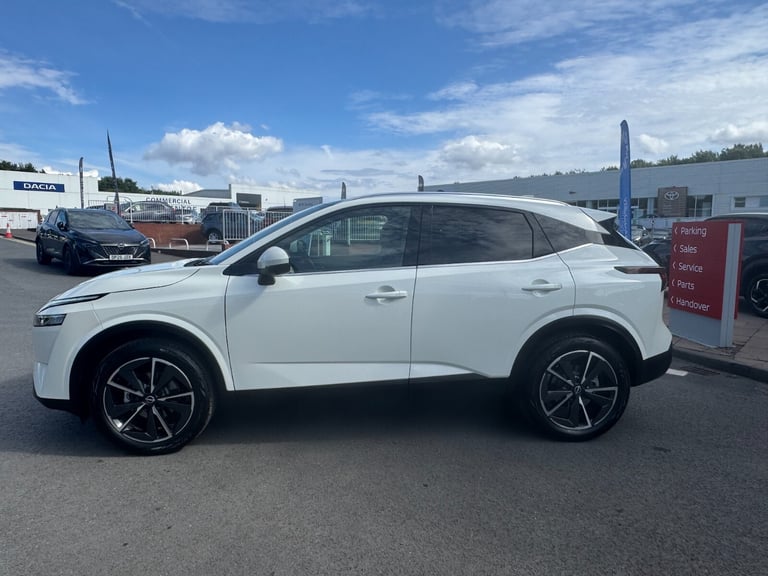 2023 Nissan Qashqai 1.3 DiG-T MH Tekna 5dr Hatchback Petrol Manual