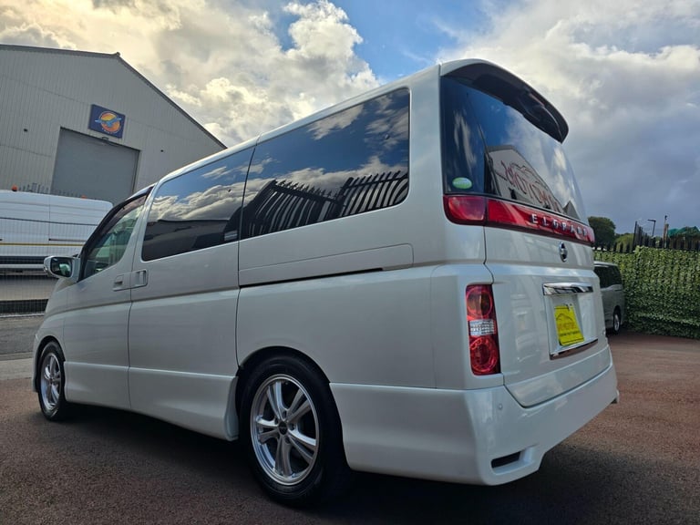  Nissan Elgrand 4WD 3.5 HIGHWAY STAR SERES 3 Petrol Automatic