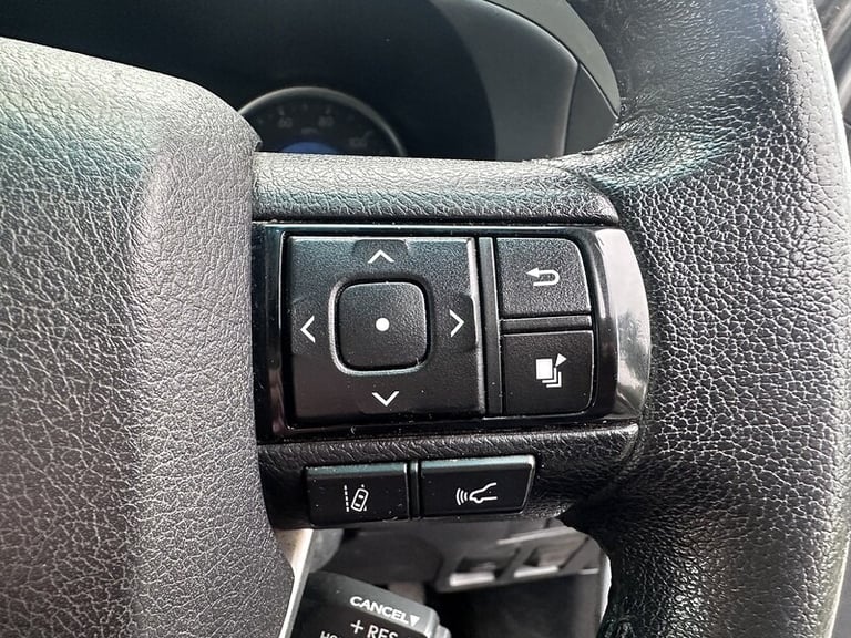 2020 Toyota Hilux D-4D Icon Pickup Diesel Manual