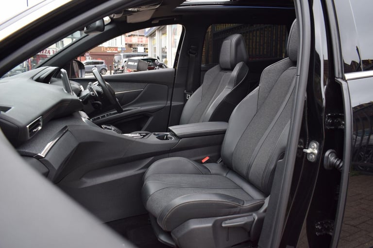 2019 Peugeot 5008 1.6 PureTech GT Line Premium EAT Euro 6 (s/s) 5dr HATCHBACK Petrol Automatic