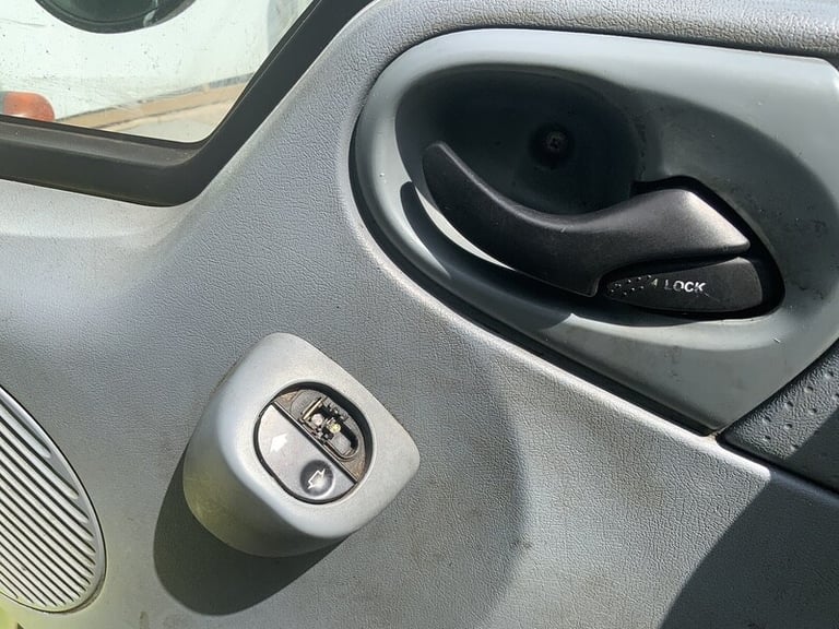 2014 Ford Transit TDCi 350 Chassis Cab Diesel Manual