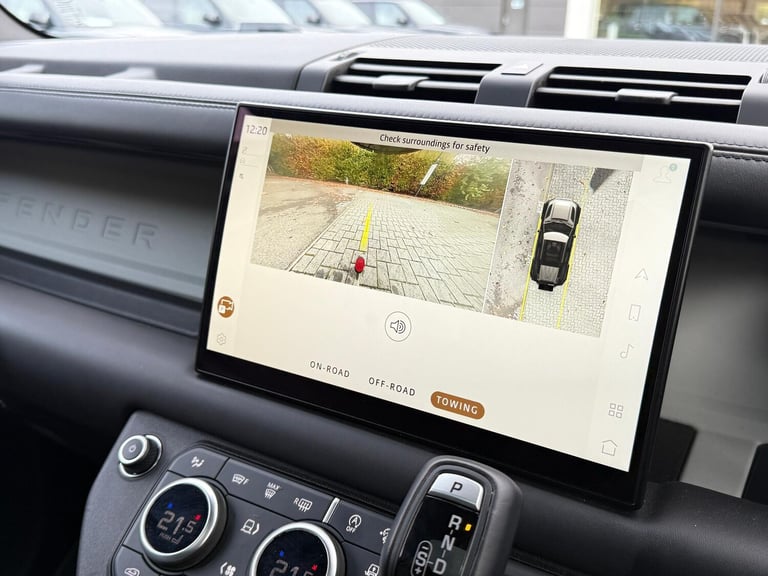 2022 Land Rover Defender 110 3.0 D300 MHEV HSE SUV 5dr Diesel Auto 4WD Euro 6 (s/s) (300 ps) ESTA...