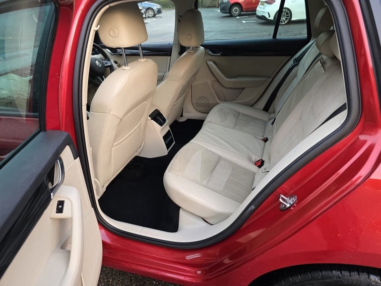 2017 Skoda Octavia 1.6 TDI SE L Estate 5dr Diesel DSG Euro 6 (s/s) (115 ps) Estate Diesel Automatic