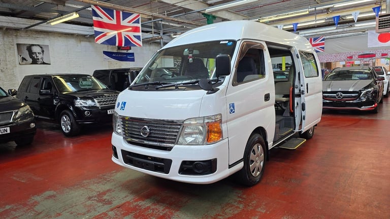  Nissan Elgrand Caravan twin mobility Chair auto lift Petrol Automatic