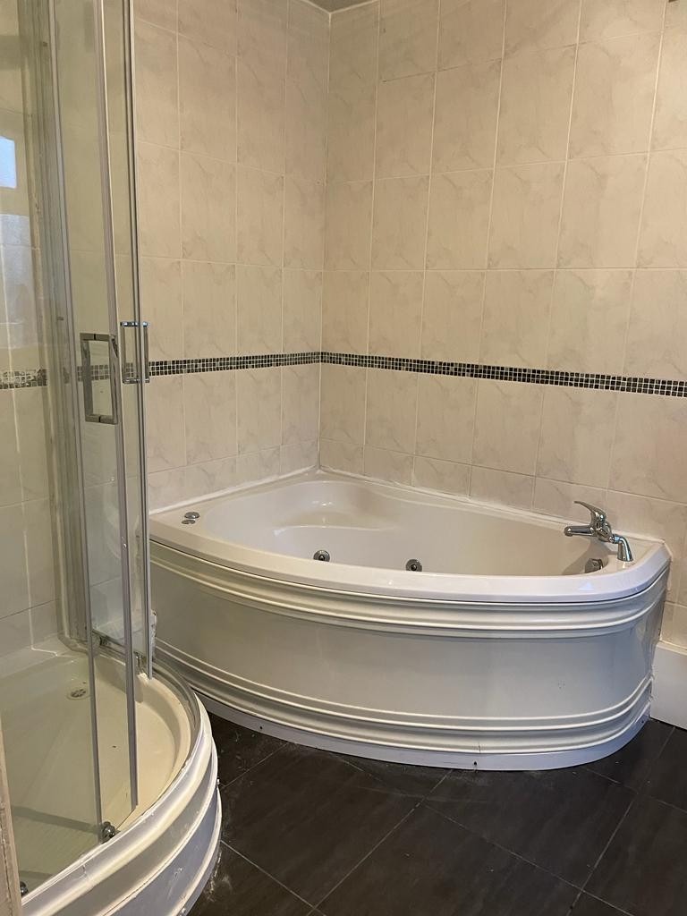 ***ROOM TO RENT***DOUBLE ROOM in CITY ROAD B16***ALL DSS ACCEPTED***