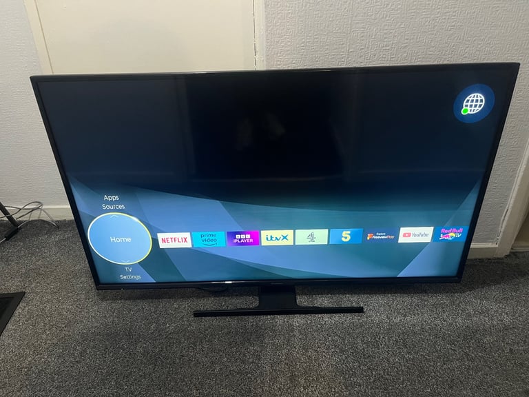 Panasonic 50” 4K Ultra HD Smart LED TV – Excellent Condition