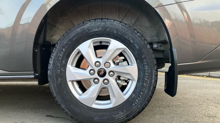 2025 Ford Transit Custom 320 L2 Diesel Fwd 2.0 EcoBlue 136ps H1 Double Cab Van Limited Auto Crew ...