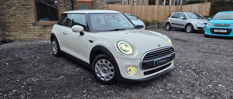 image for 2019 MINI Hatch 1.5 One Classic Euro 6 (s/s) 3dr HATCHBACK Petrol Manual