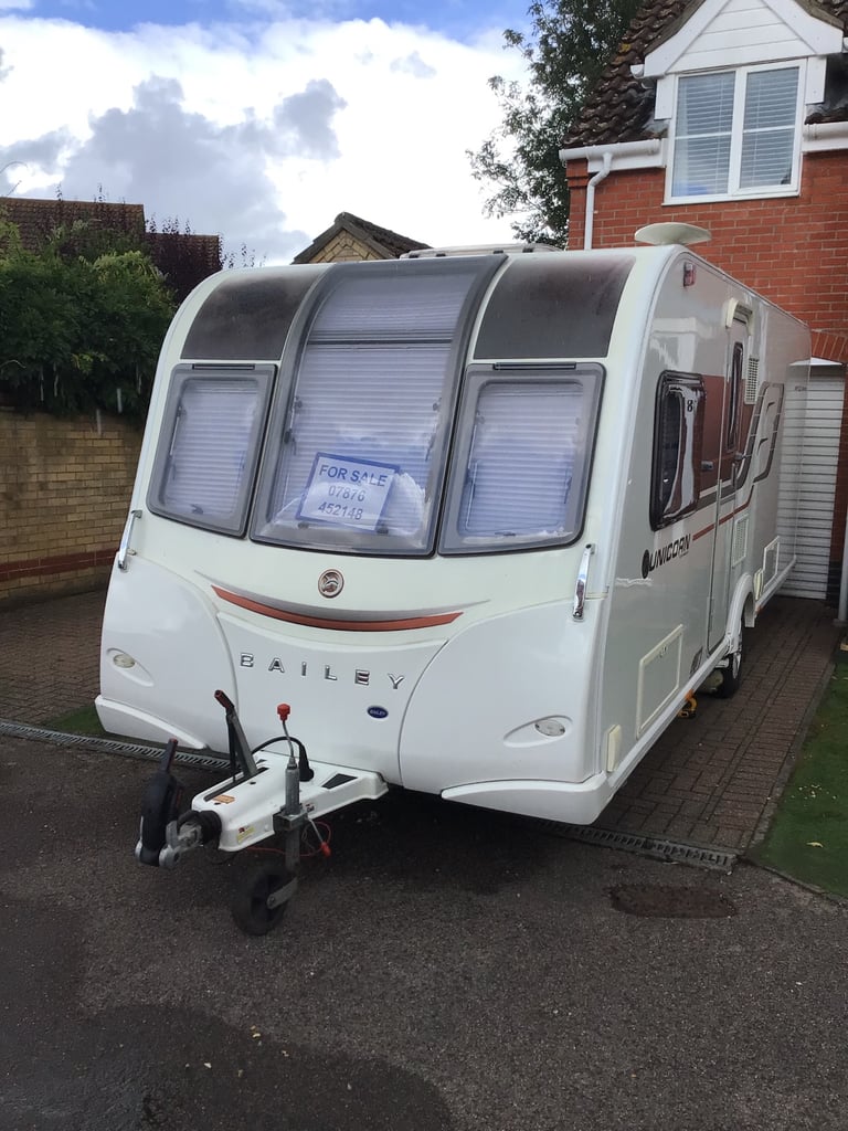 Bailey Unicorn Vigo Touring Caravan Island bed.