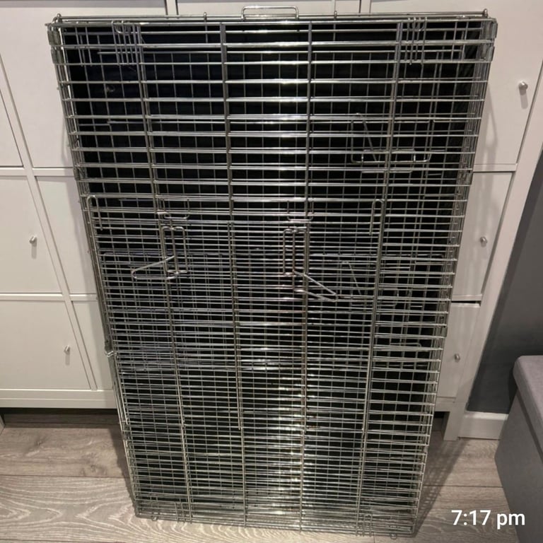 LARGE DOG CRATE