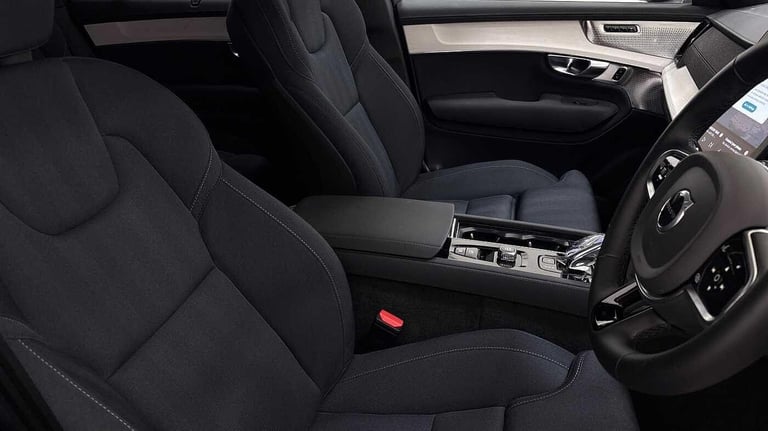 2025 Volvo XC90 Ultra, T8 AWD Plug-in hybrid, Electric/Petrol, Dark, 7 Seats ESTATE Petrol/Electr...