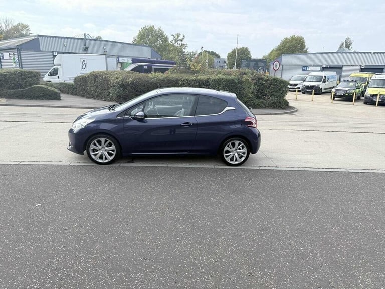 2012 Peugeot 208 1.6 e-HDi 115 Feline 3dr HATCHBACK Diesel Manual