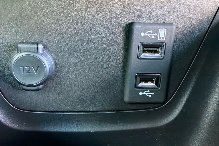  Vauxhall Crossland X 1.2 Turbo Elite Nav Suv 5dr Petrol Auto Euro 6 s/s 130 Ps