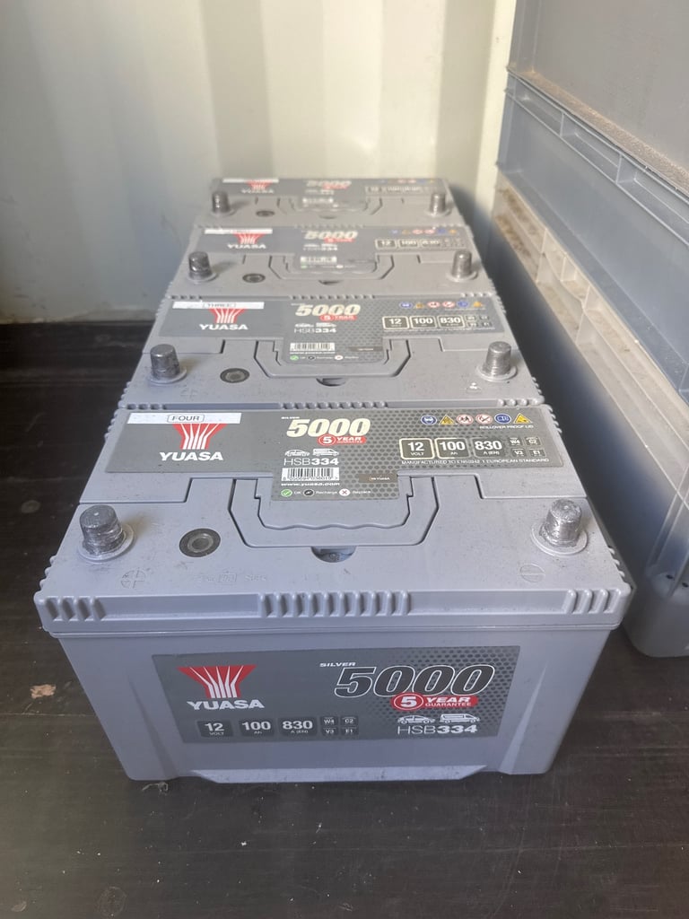 YUASA. Battery’s silver 5000 12V X 4 