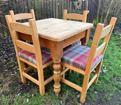 Fab solid pine farmhouse kitchen dining table with four chairs