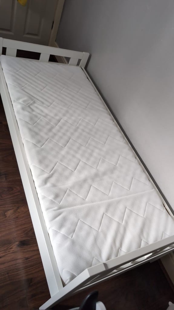 IKEA Kritter toddler bed