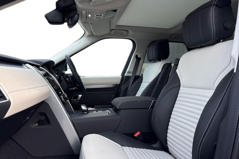 2025 Land Rover Discovery 3.0 D350 MHEV Dynamic HSE Auto 4WD Euro 6 (s/s) 5dr SUV Diesel Automatic
