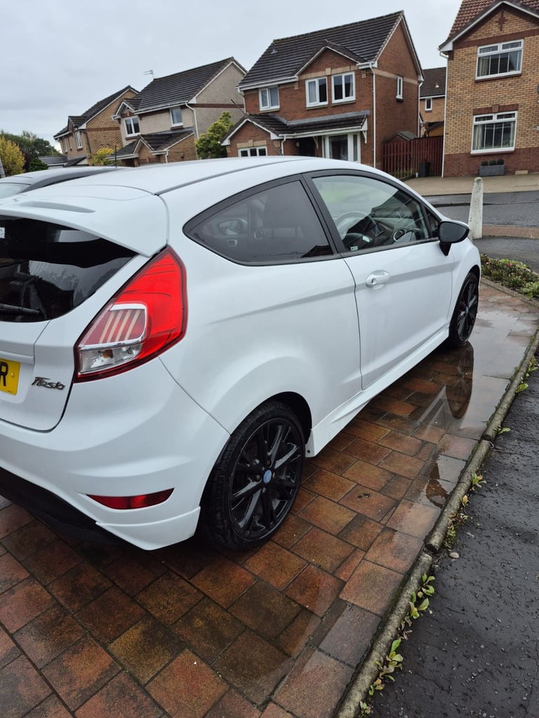 Ford, FIESTA S, Hatchback, 2016, Manual, 998 (cc), 3 doors