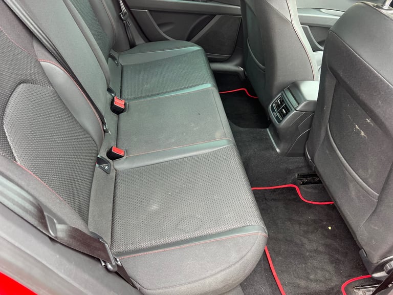 2014 Seat Leon FR 2.0 TDi 180bhp 113,000 miles mot 1 year road tax for 1 year 