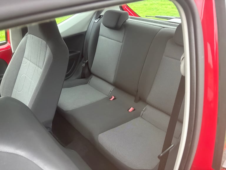 2015 Volkswagen up! 1.0 Move Up 3dr HATCHBACK Petrol Manual
