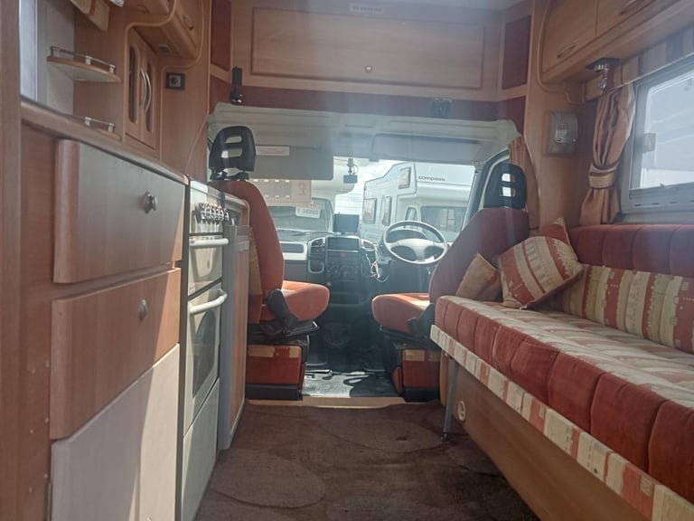 AUTOCRUISE VISTA (STUMPY) 2 BERTH 