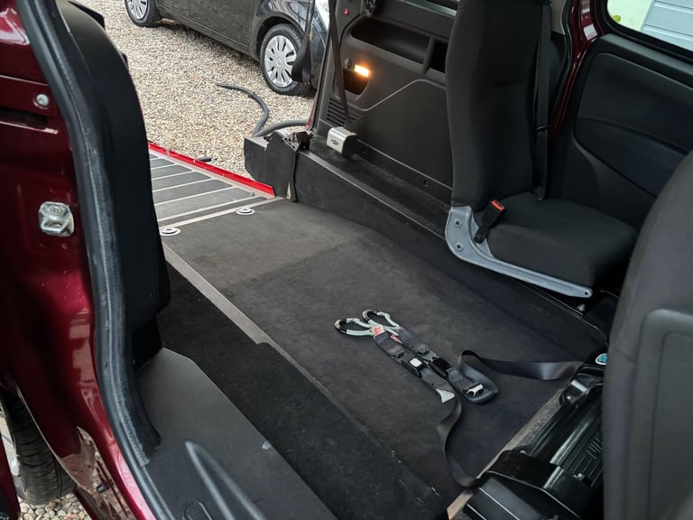 2013 Fiat Doblo 1.4 16v MyLife (s/s) 5dr MPV Petrol Manual