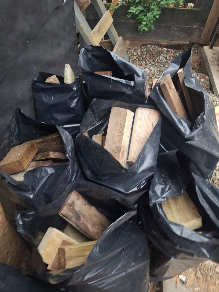 Free Firewood/Bonfire wood