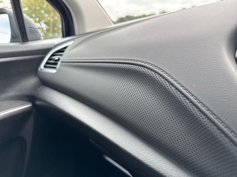 2025 Suzuki SX4 S-Cross S-cross 1.4 Boosterjet 48V Hybrid Ultra 5Dr Hatchback Hatchback Petrol Ma...