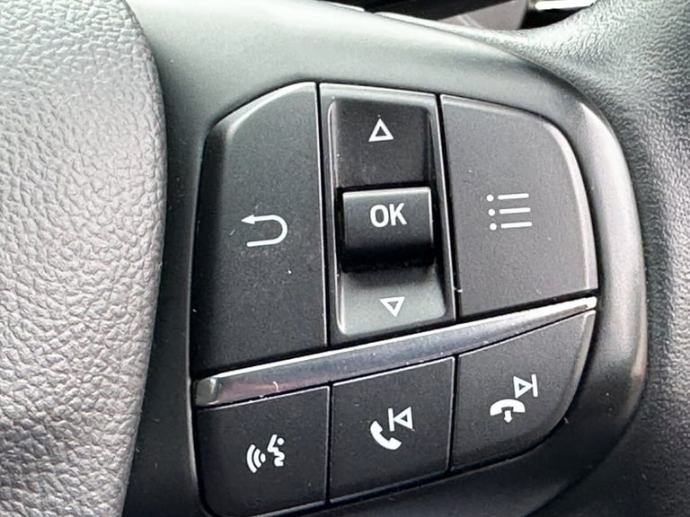 2019 Ford Focus 1.0T ECOBOOST TITANIUM 5dr EURO 6 (s/s) (125 ps) WITH SERVICE HISTORY  Hatchback ...