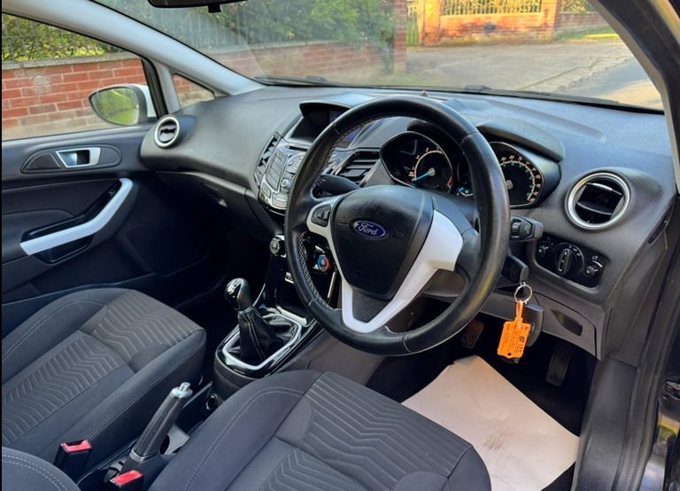 2016 (66) FORD FIESTA 1.0T ZETEC BLACK EDITION AUTUMN GENUINE 26,000 MILES! WOW!